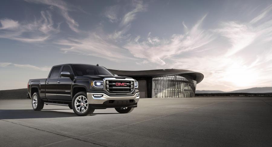  GMC Sierra 1500 SLT Crew Cab 2016 года  (фото 3 из 10)